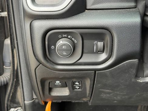 Used 2020 RAM 1500 Big Horn AWD/4WD image 20