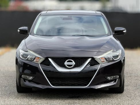 Used 2016 Nissan Maxima Platinum w/ Interior Lighting Package FWD image 5