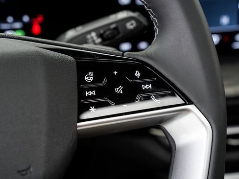 New 2025 Audi Q5 Premium Plus image 15