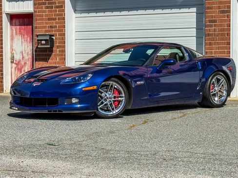 Used 2007 Chevrolet Corvette Z06 w/ Preferred Equipment Group image 9