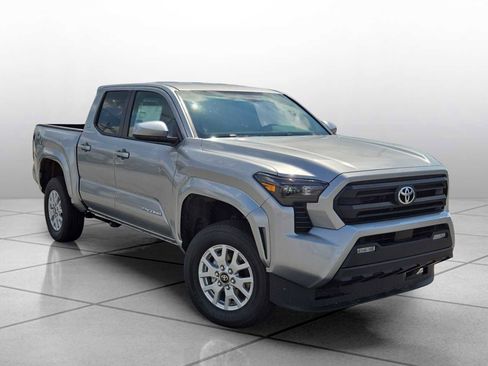 New 2025 Toyota Tacoma SR5 image 2