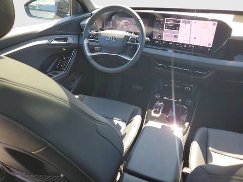 New 2027 Audi Q6 e-tron Premium AWD/4WD image 11