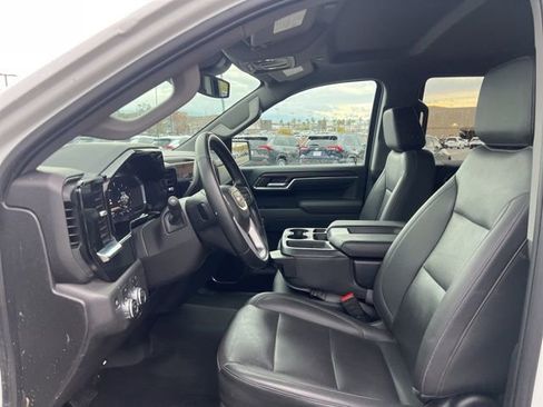 Used 2025 GMC Sierra 1500 SLT image 25