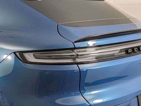 New 2026 Porsche Cayenne GTS image 16