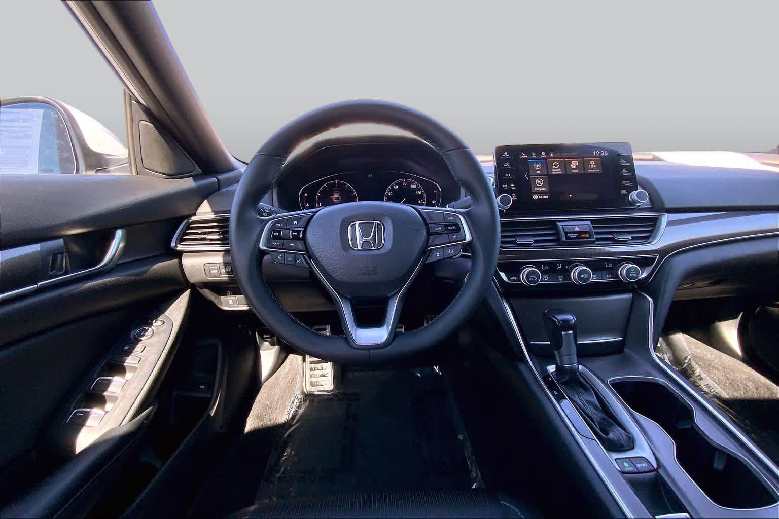Used 2018 Honda Accord Sport image 5