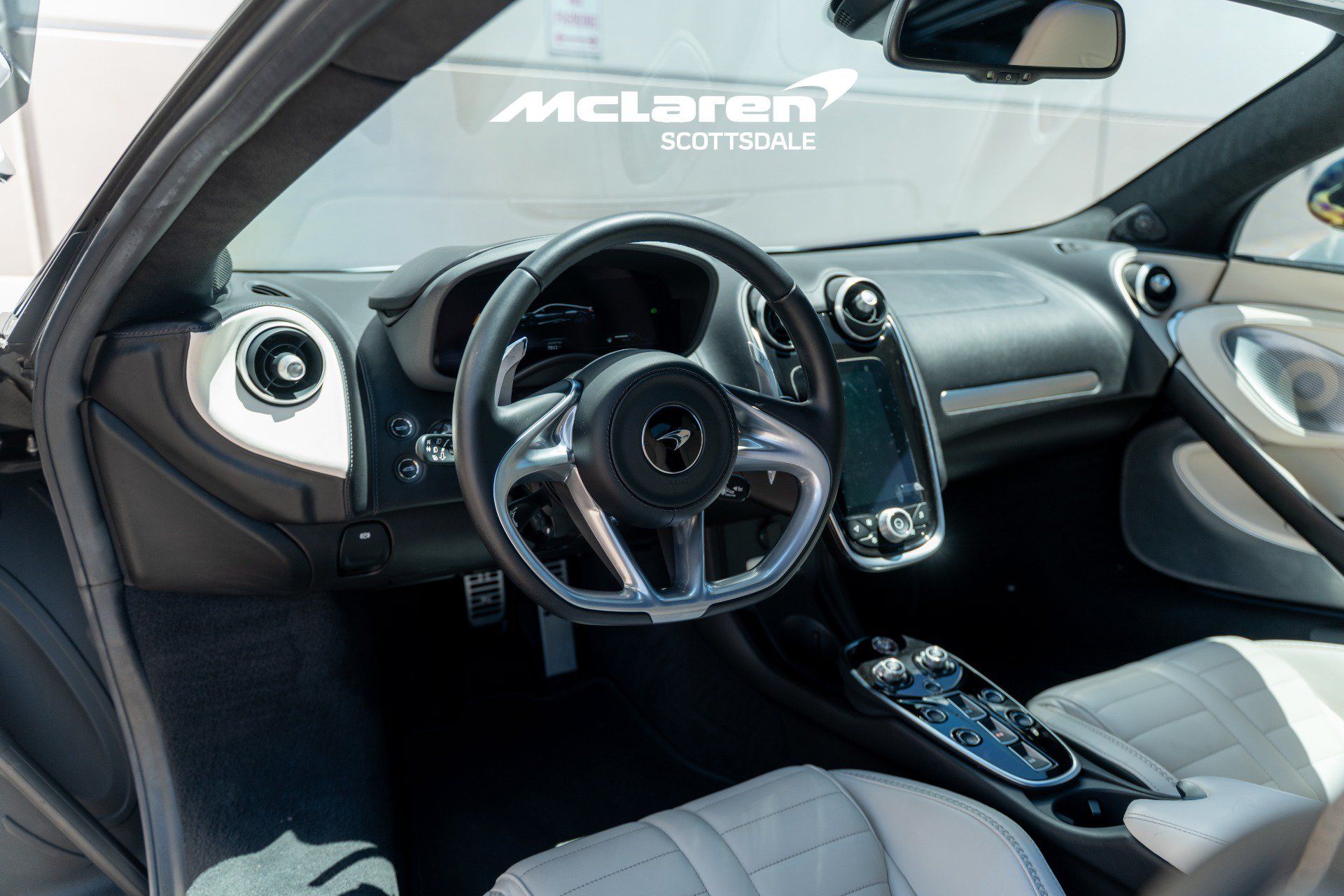 Used 2025 McLaren GTS RWD image 13