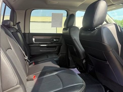 Used 2018 RAM 2500 Laramie w/ Convenience Group AWD/4WD image 16