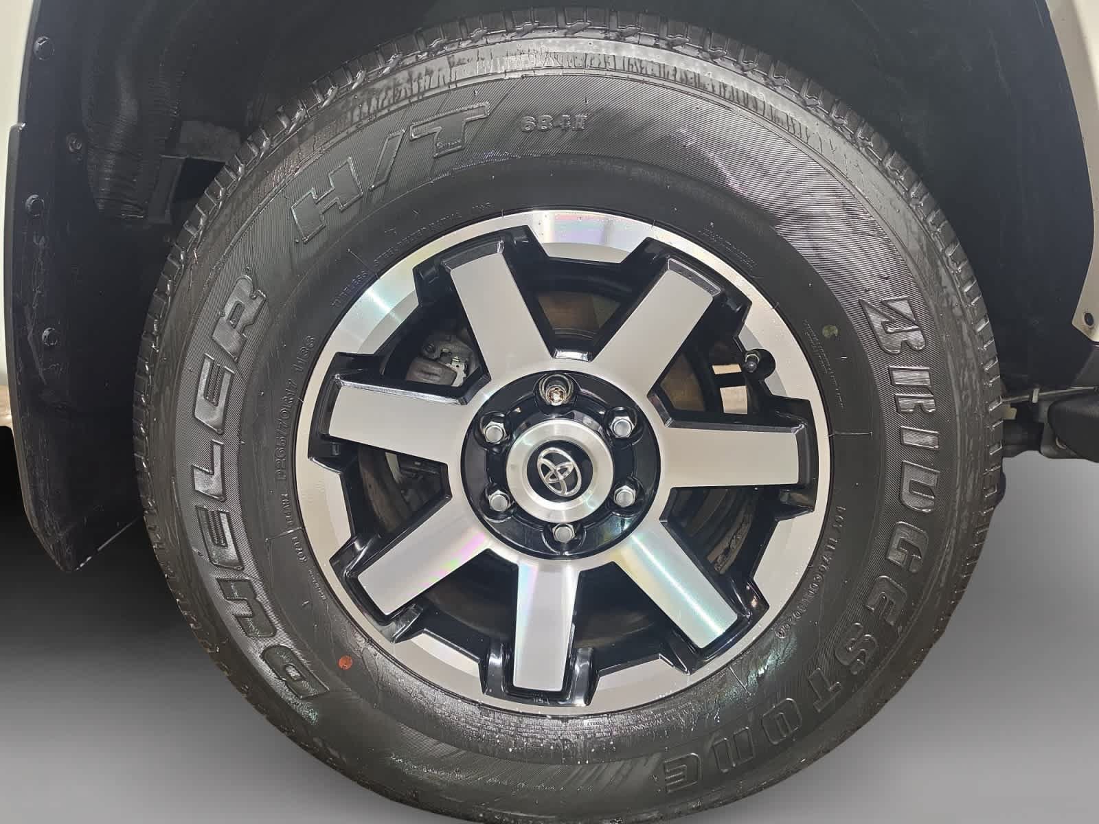 Used 2021 Toyota 4Runner TRD Off-Road Premium w/ Moonroof Package AWD/4WD image 19