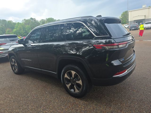 Used 2022 Jeep Grand Cherokee Limited 4xe AWD/4WD image 6