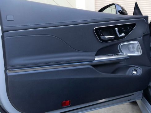 Used 2024 Mercedes-Benz CLE 300 4MATIC Cabriolet w/ Night Package image 13