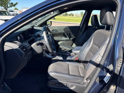 Used 2017 Honda Accord Sport image 13