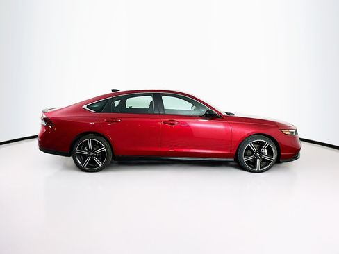 Used 2024 Honda Accord Sport image 10