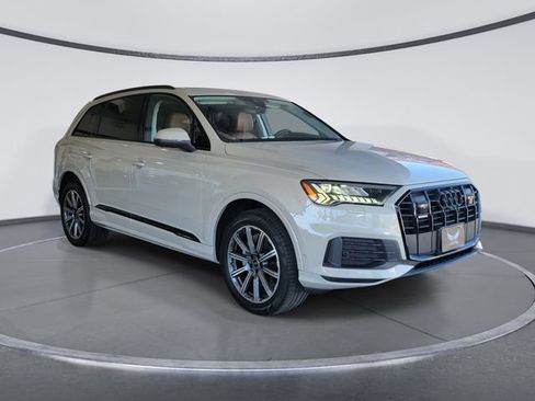 Used 2023 Audi Q7 2.0T Premium Plus w/ Premium Plus Package image 1