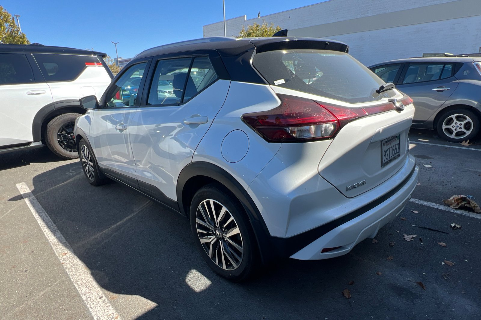 Certified 2021 Nissan Kicks SV FWD image 7