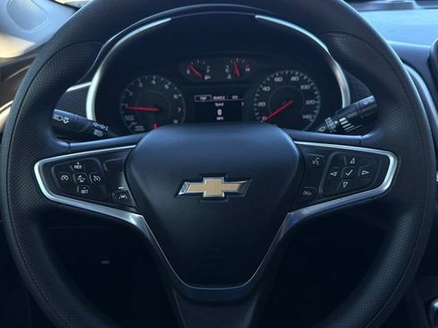Used 2023 Chevrolet Malibu LT FWD image 23