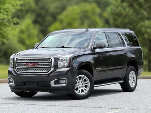 Used 2018 GMC Yukon SLE w/ Convenience Package AWD/4WD image 8