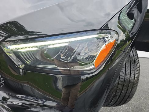Used 2024 Mercedes-Benz GLE 350 4MATIC w/ AMG Line Exterior image 30