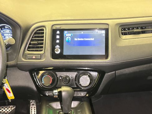 Used 2022 Honda HR-V Sport image 14