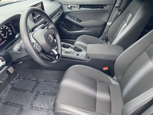 Used 2025 Honda Civic Sport image 15