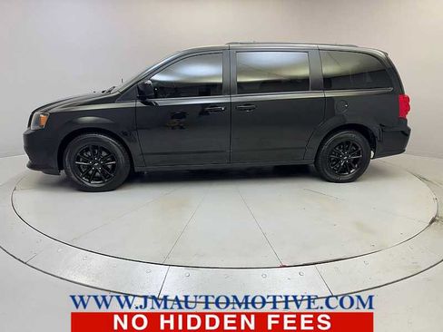 Used 2019 Dodge Grand Caravan GT FWD image 2