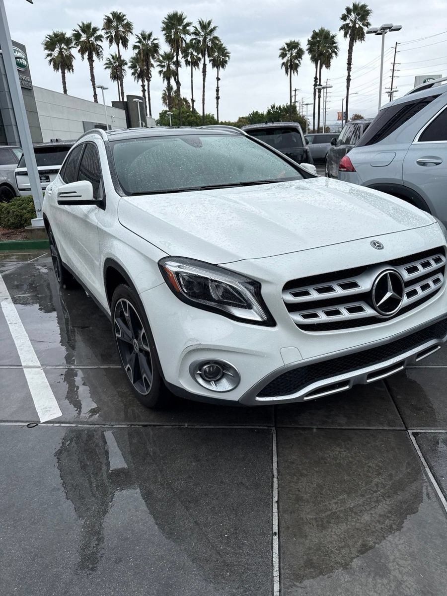 Used 2019 Mercedes-Benz GLA 250 4MATIC image 2