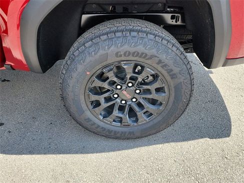 New 2026 GMC Canyon Elevation w/ Convenience Package image 25