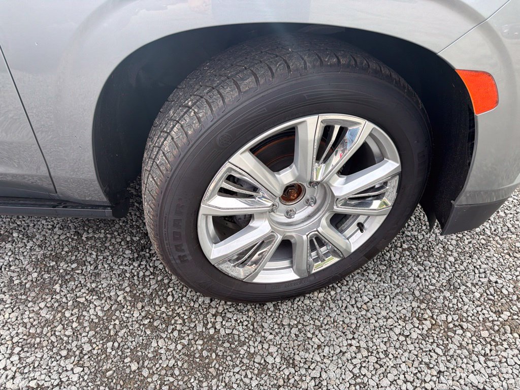 Used 2023 Chevrolet Tahoe High Country AWD/4WD image 8
