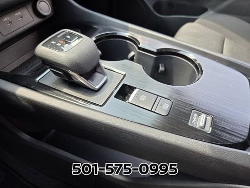 Used 2026 Nissan Rogue SV FWD image 27