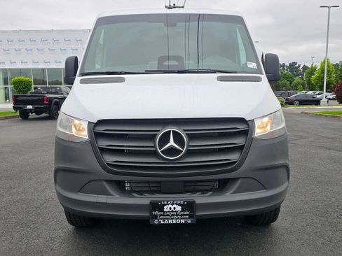 New 2026 Mercedes-Benz Sprinter 2500 image 9