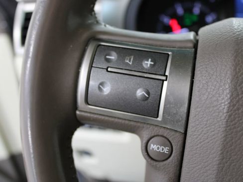 Used 2014 Lexus GX 460 w/ Premium Package AWD/4WD image 31