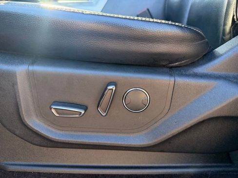 Used 2017 Ford F150 Lariat w/ Equipment Group 502A Luxury image 19