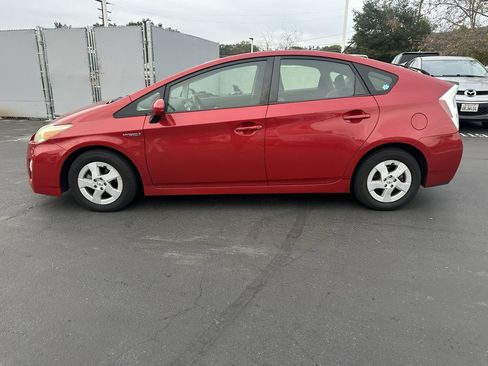 Used 2010 Toyota Prius Two image 2