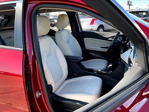 Used 2021 Buick Encore GX Select w/ Sport Touring Package image 7
