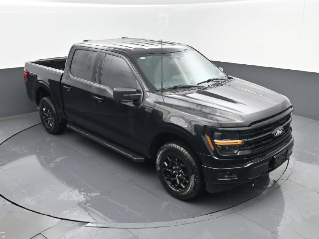 Used 2024 Ford F150 XLT w/ XLT Black Appearance Package AWD/4WD image 17