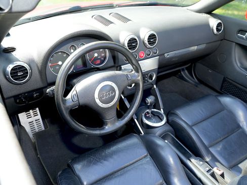 Used 2003 Audi TT 1.8T image 16