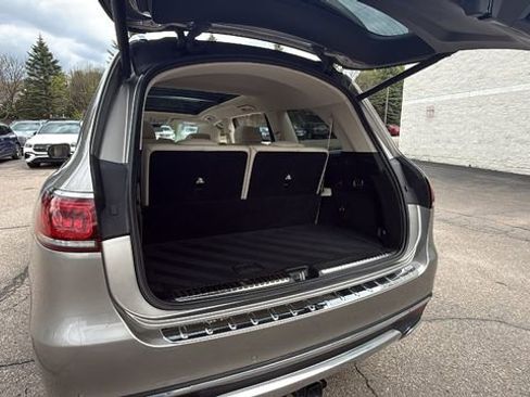Used 2023 Mercedes-Benz GLS 450 4MATIC image 22