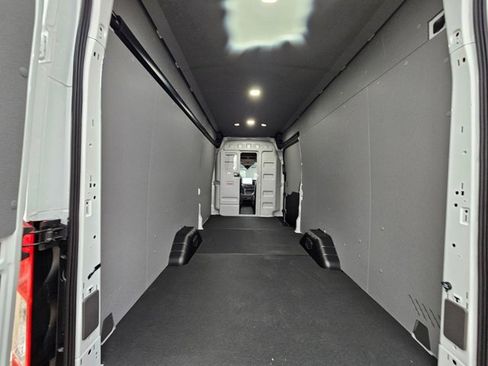 New 2026 Ford Transit 350 148 High Roof Extended RWD image 10
