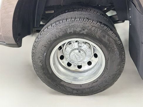 Used 2024 RAM 3500 Limited image 33