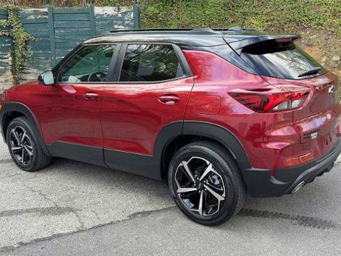 Certified 2023 Chevrolet TrailBlazer RS w/ Convenience Package AWD/4WD image 6