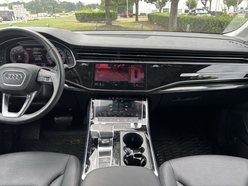 Used 2023 Audi Q7 2.0T Premium Plus w/ Premium Plus Package AWD/4WD image 32