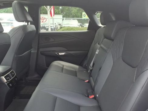 Used 2023 Lexus RX 350 Premium w/ Accessory Package (Z1) AWD/4WD image 7
