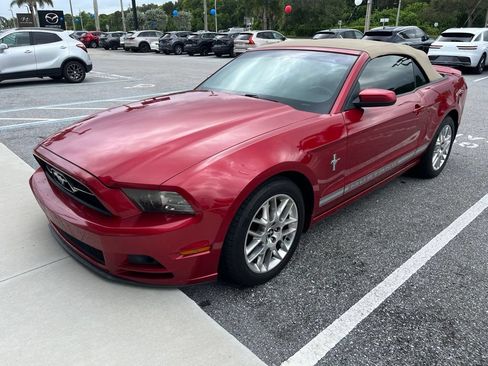 Used 2013 Ford Mustang Premium w/ Electronics Pkg RWD image 1