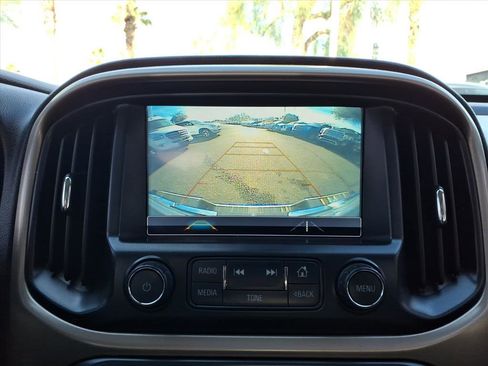 Used 2018 GMC Canyon Denali image 21