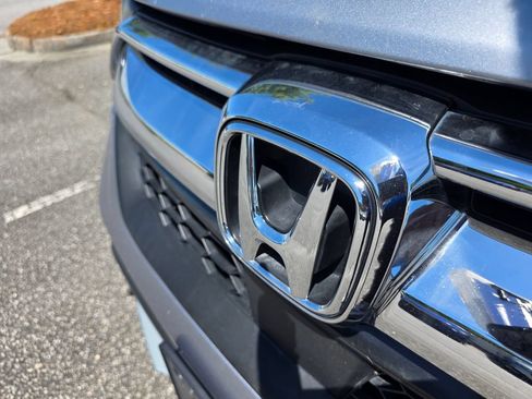 Used 2019 Honda CR-V LX image 9