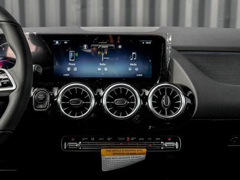 New 2026 Mercedes-Benz GLA 250 4MATIC image 19