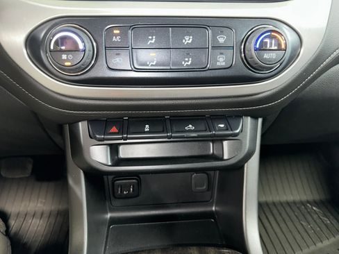 Certified 2022 GMC Canyon Elevation w/ Trailering Package image 12