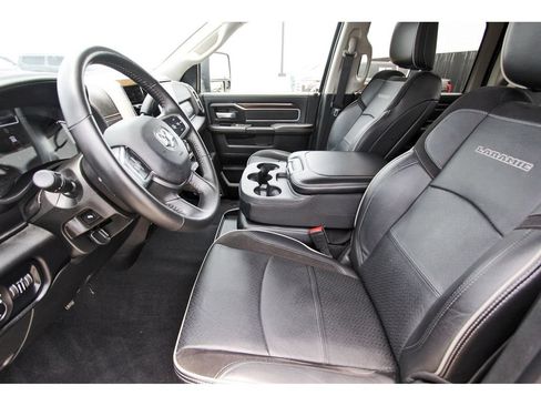 Used 2024 RAM 2500 Laramie w/ Safety Group AWD/4WD image 4