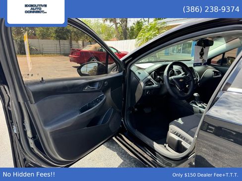 Used 2019 Chevrolet Cruze LT image 18