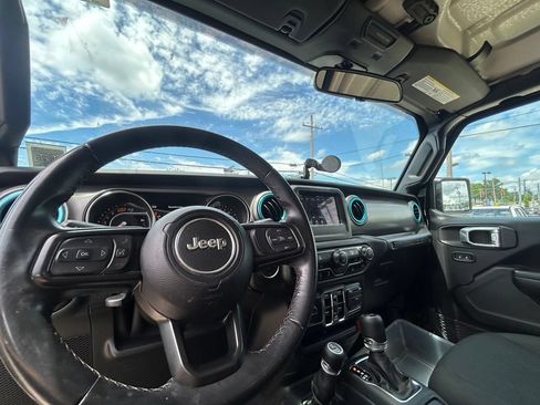 Used 2021 Jeep Wrangler Unlimited Sport AWD/4WD image 14
