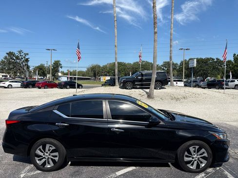 Used 2020 Nissan Altima 2.5 S FWD image 8